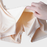 Jupe short sous robe couleur chair