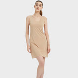 Fond de robe beige courte face