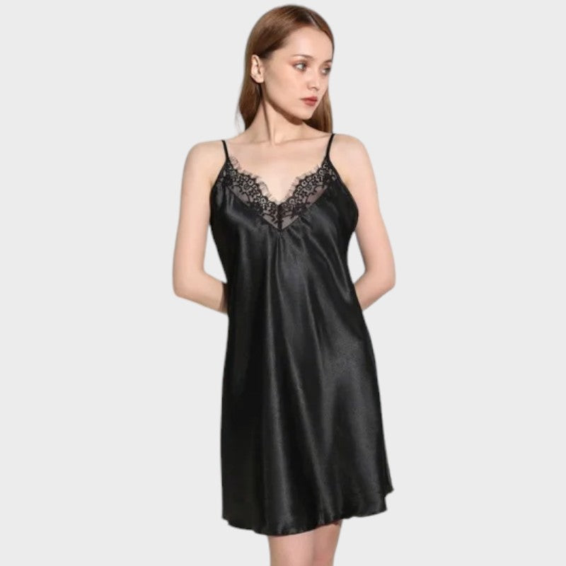 Fond de robe dentelle noir court