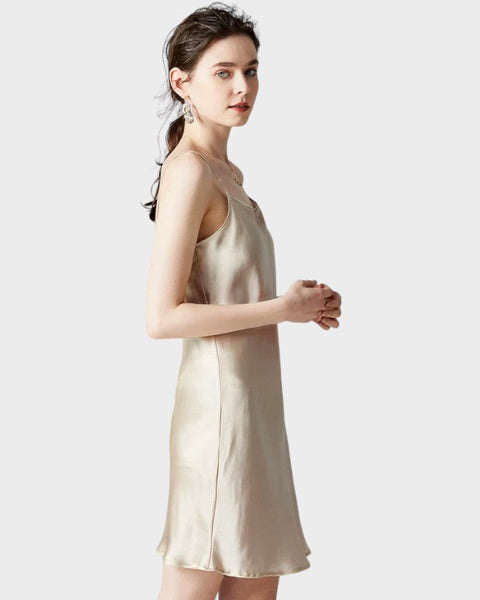 Fond de robe soie beige court