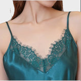 Fond de robe vert decolter