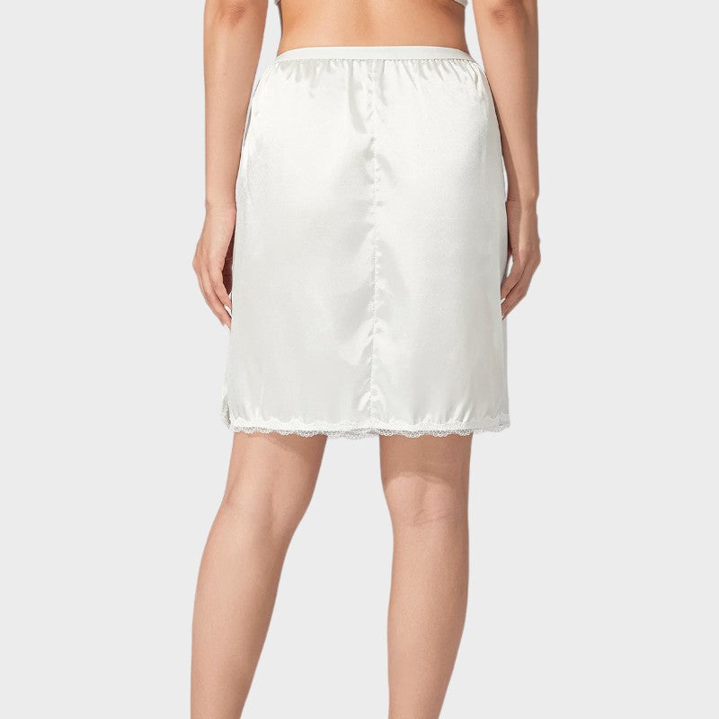 Jupon blanc sous robe dos